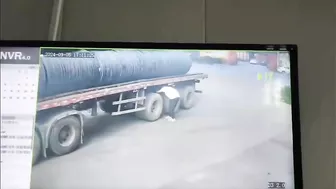 Truck Drivers Discover What Real Pain Is
