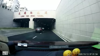 Car Hits Tunnel Wall When Overtaking Suddenly