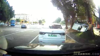 Another Scooter Driver In China Has An Accident