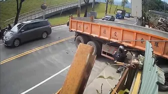 Bicyclist Survives After Crashing Into Semi-trailer, Gets Head Stuck
