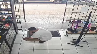 The Car Suddenly Rushed Into The Store