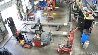 Accident At Colorado Auto Repair Shop