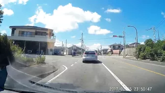 Crazy Japanese Drivers Vs Crazy Japanese Drivers