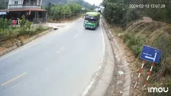 Fatal Bus Accident In Vietnam