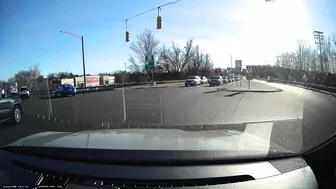 The Old Driver Entered The Wrong Lane