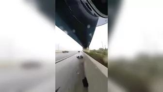 Flying Tire On Motorway Causes Cyclist To Flee