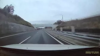 Idiot Driver In Japan Causes Accident On Highway