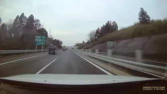 Idiot Driver In Japan Causes Accident On Highway