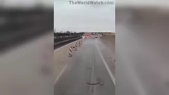 LEFT LANE CLOSED