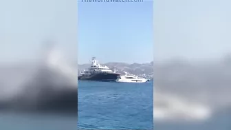 Megayachts Rule Small Yachts By Driving Them