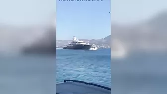 Megayachts Rule Small Yachts By Driving Them