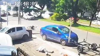 Mexican Cyclist Thrown Out Like Rag Doll
