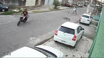 Motorbike Thief Attempted Robbery