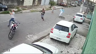 Motorbike Thief Attempted Robbery