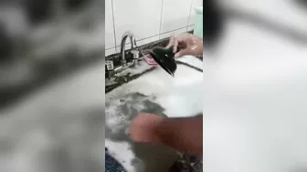 The Best Way To Clean Your Sink