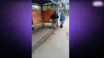 Bus Stop Thief Faces His Karma
