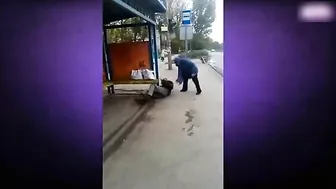 Bus Stop Thief Faces His Karma