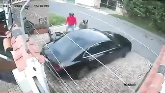 Car Thieves In Ecuador Find Things Are Getting Crazier