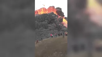 Comfortable Volcano Tour In Iceland