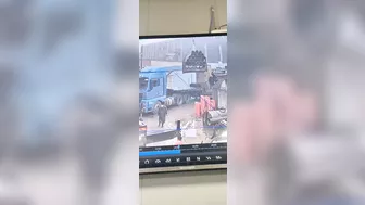 Chinese Worker Crushed To Death By Falling Pipeline