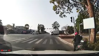 The Driver Fell Down At The Intersection With The Intention Of Dying.