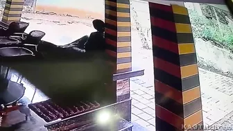 The Teacher Suddenly Fell From The Workbench And Died