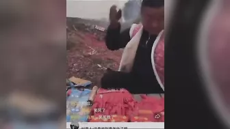 Fireworks Dealer Wants To Show You His Products