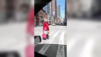 Funny Old People In New York