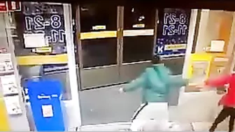The Girl Who Was Famous For Catching Thieves