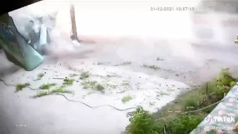 Good Situational Awareness On New Year's Eve