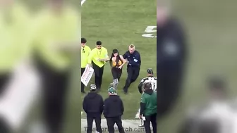 Hot Busty Woman Interrupts Steelers Game