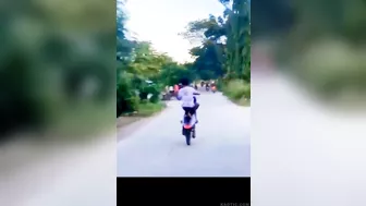 Idiot Bragging Wrong