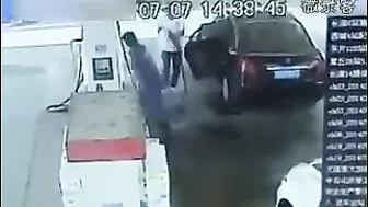 Idiot Gets Burned When He Sprays Gas Station Attendant With Oil