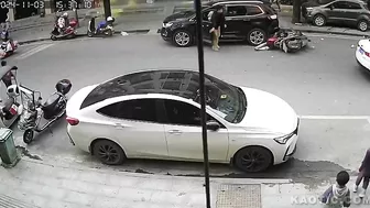 I'm Tired Of Their Stupidity