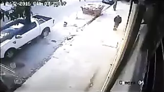 Instant Karma For The Robber