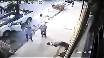 Instant Karma For The Robber