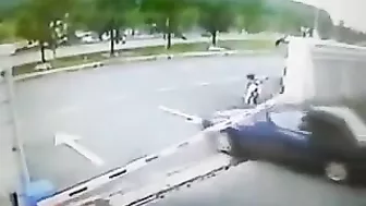 Instant Karma For Car Thieves