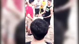 Knockout On The Beach