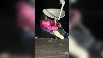 Man Catches Madman On Rooftop