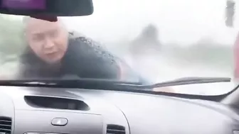 Man Was Stuck In Windshield At 110 Km/h