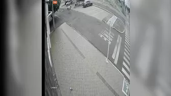 Brazilian Man Dragged Away After Trying To Steal Horse