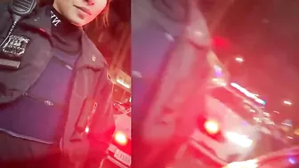 Man Tries To Flirt With NYPD Officer, She Starts Blushing