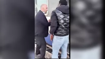 Migrants Throw Ticket Inspector Off Train