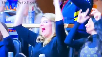 Mom Instantly Turns Into A Slut On Live Stream