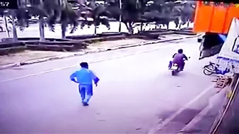 Motorcycle Thief Gets Immediate Retribution