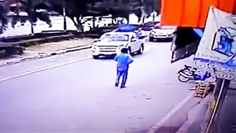 Motorcycle Thief Gets Immediate Retribution