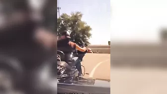 Cyclist Beaten By Police For Not Stopping