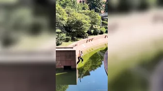 Parkour Idiot Training On The Roof