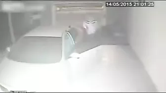 Robber Trying To Rob And Deliver Justice