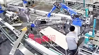 Robots And Asian Factories